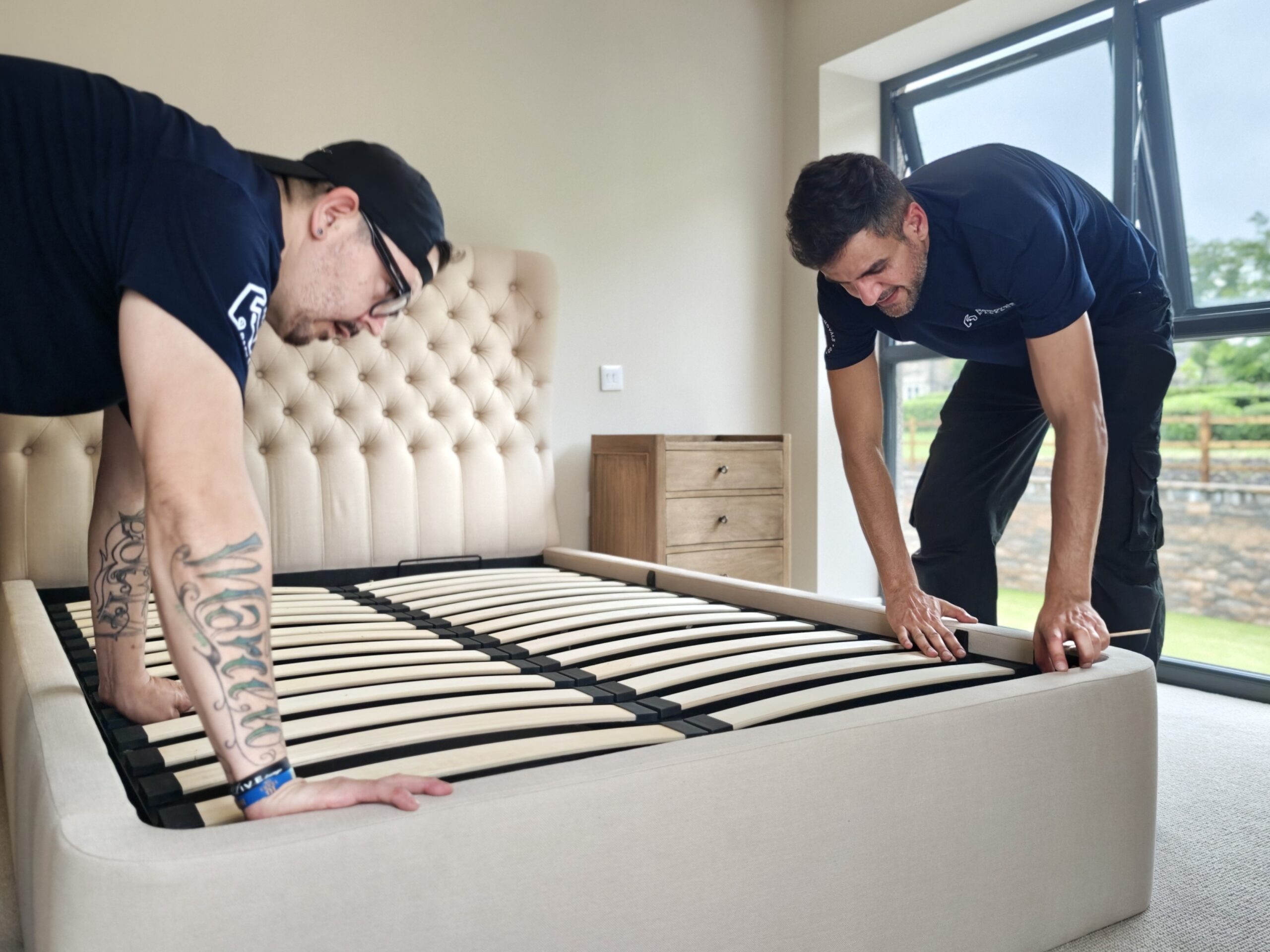 Eco-friendly removals Bristol – reusable furniture protection and sustainable moving practices that help reduce packing waste.
